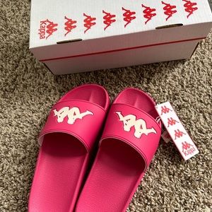 Kappa slides/ size 6.0 in girls fit like 7.0 in women’s brand new